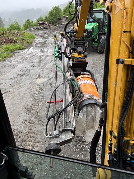 Sandvik commando 8 of 12