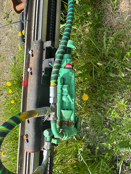 Sandvik commando 3 of 12