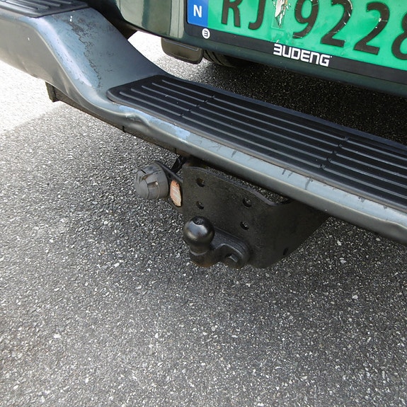 Toyota HiLux 11 of 27