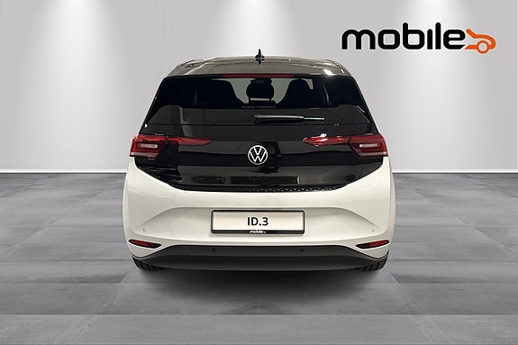 Volkswagen ID.3 4 of 5