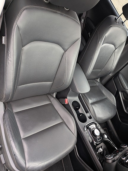 Kia e-Soul 3 of 5
