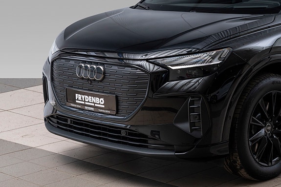 Audi Q4 e-tron 2 of 29
