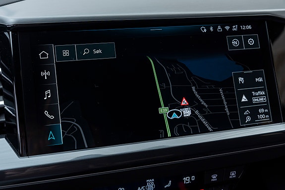 Audi Q4 e-tron 26 of 29