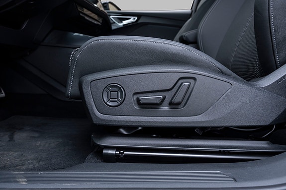 Audi Q4 e-tron 22 of 29