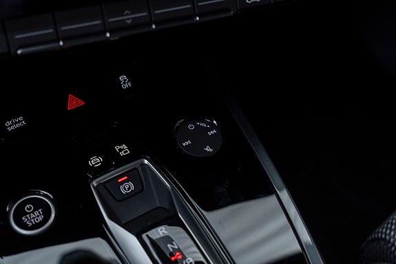 Audi Q4 e-tron 16 of 29