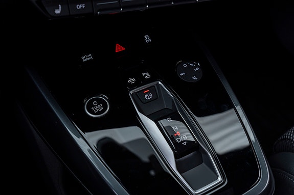 Audi Q4 e-tron 29 of 29