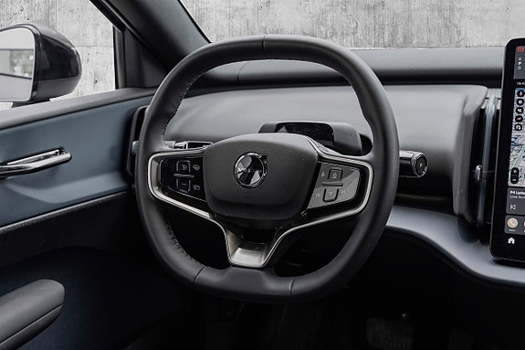 Volvo EX30 14 of 26