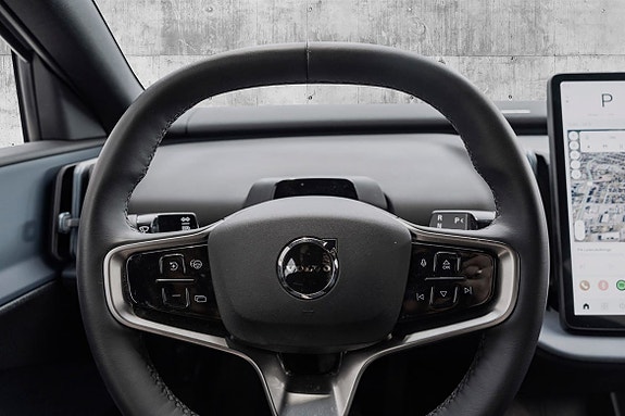 Volvo EX30 15 of 26
