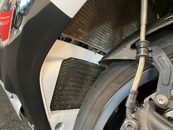 Yamaha YZF-R1 *** SERVICE/GARANTI *** 27 of 30