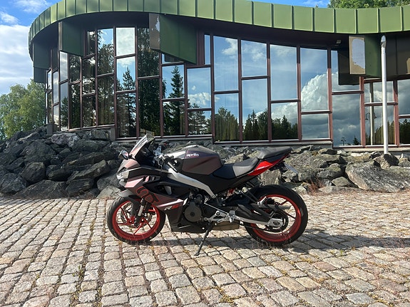 Aprilia RS 457 2 of 4