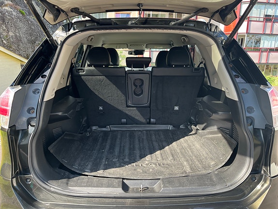 Nissan X-Trail 9 of 18