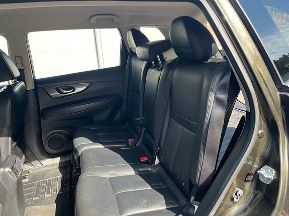 Nissan X-Trail 8 of 18