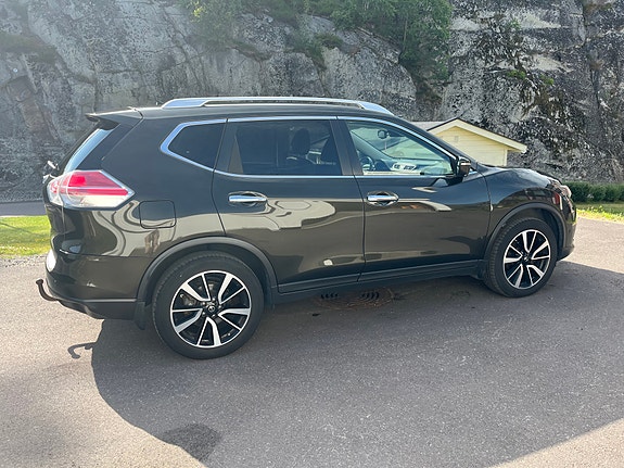 Nissan X-Trail 12 of 18