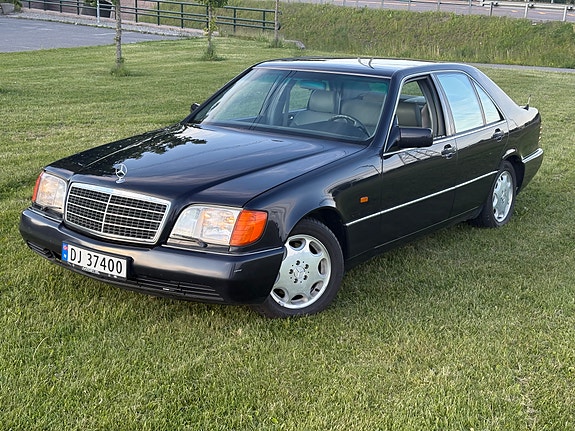Mercedes-Benz 300 Se 1992 photo 2