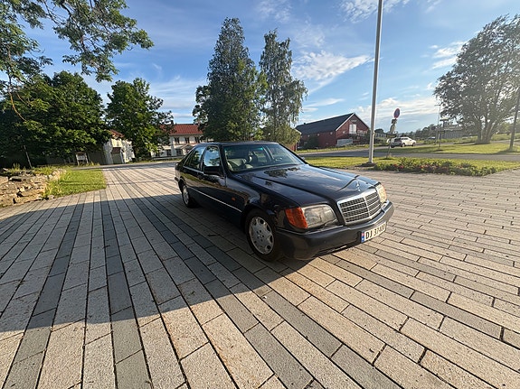 Mercedes-Benz 300 SE 14 of 30