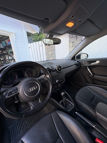 Audi A1 3 of 5