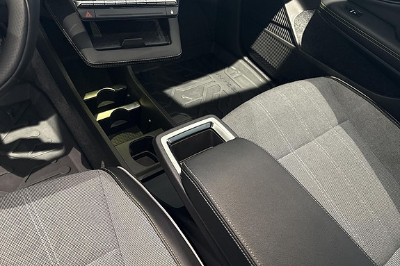 Renault Megane E-Tech 16 hos Sommerseth