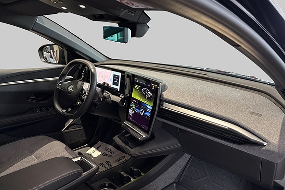 Renault Megane E-Tech 19 hos Sommerseth