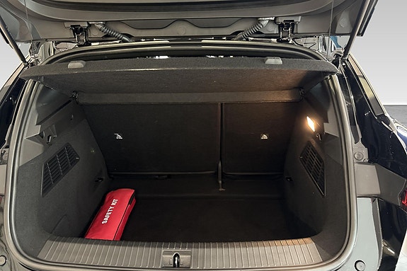 Renault Megane E-Tech 18 hos Sommerseth