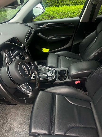 Audi Q5 7 of 16