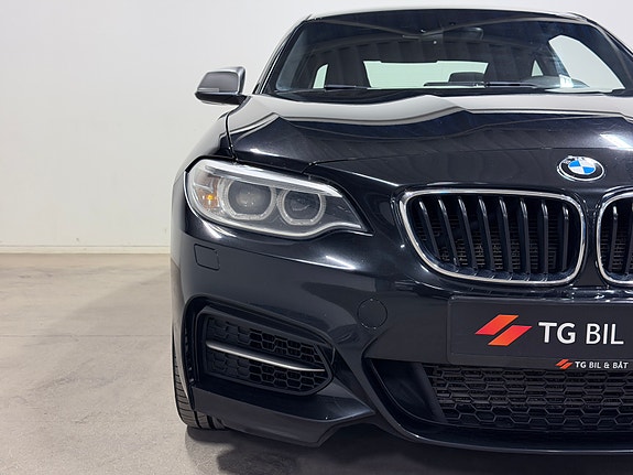 BMW M235I 2016 photo 4