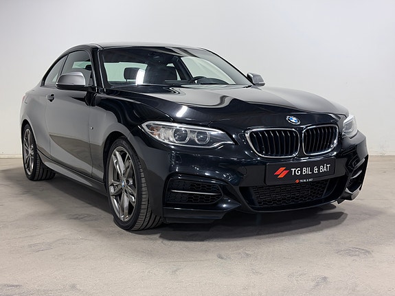 BMW M235I 2016 photo 2