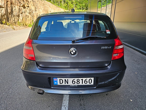 BMW 118d 5 of 5