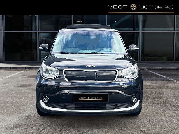 Kia Soul 2 of 5
