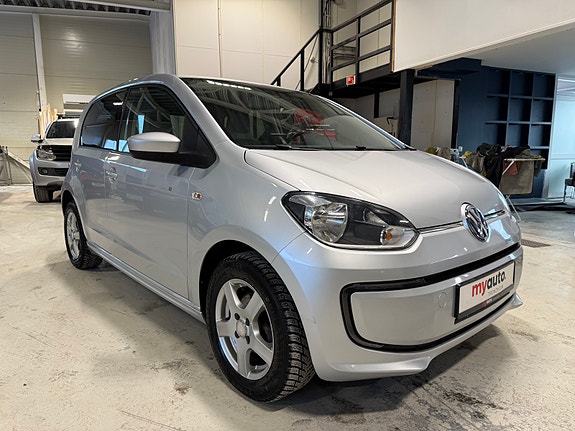 Volkswagen UP! 7 of 23