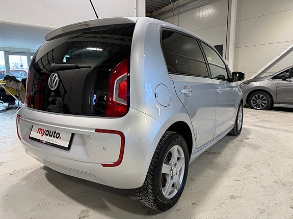 Volkswagen UP! 5 of 5