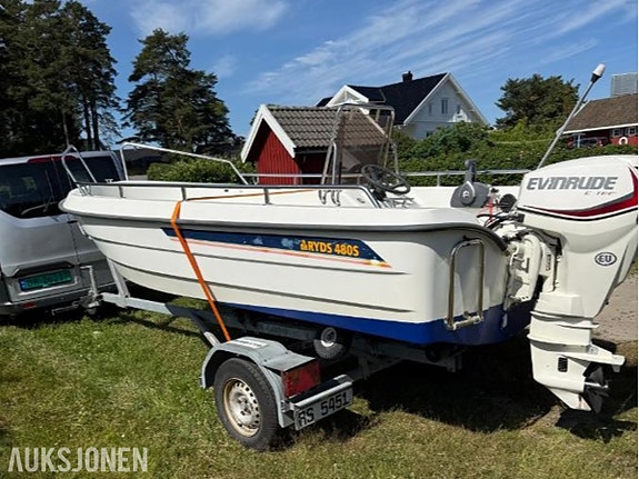 Ryds 480S med 30 hk Evinrude E-TEC (2016) og henger 4 of 5