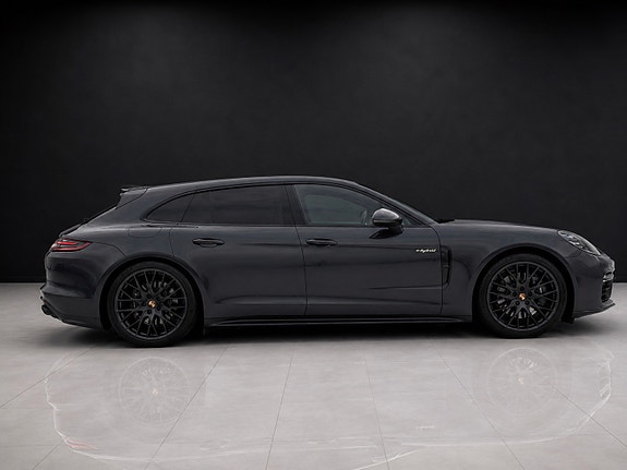 Porsche Panamera 4 7 of 30
