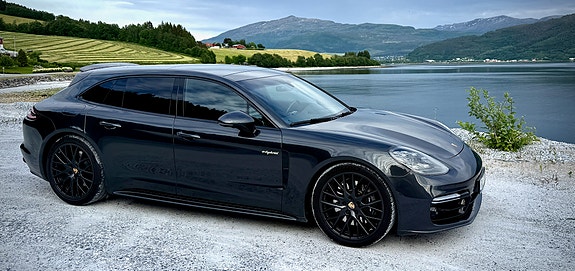 Porsche Panamera 4 4 of 30