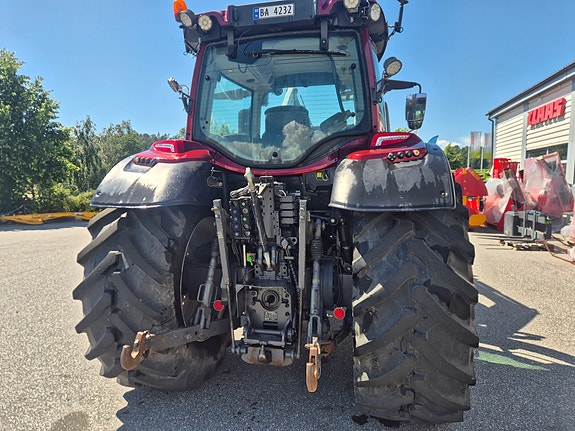 Valtra N154 D 5 of 5