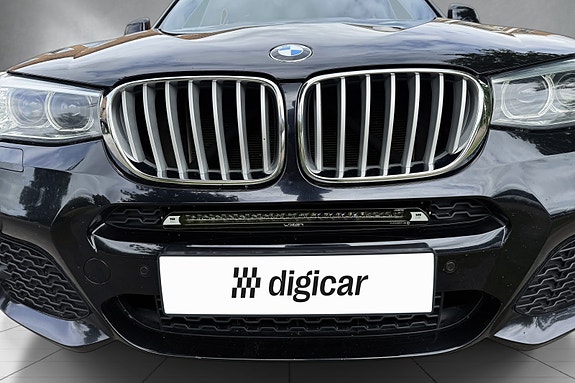 BMW X3 4 of 5