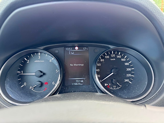 Nissan Qashqai 18 of 24