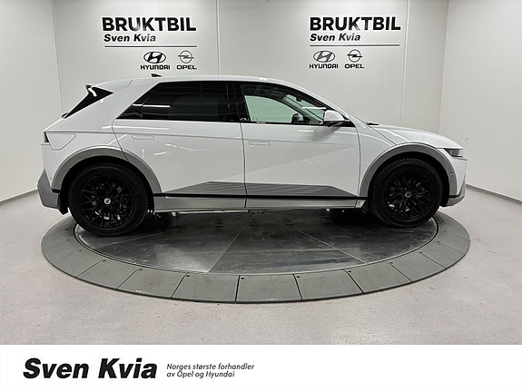 Hyundai Ioniq 5 4 of 5