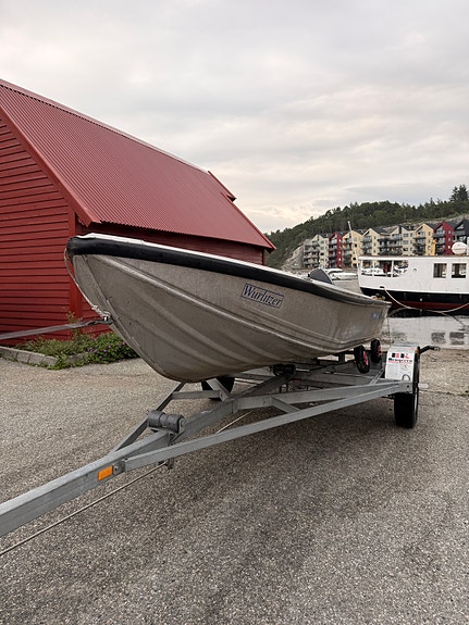 Mix Buster (1996) med 15hk Mercury Viking (2005) selges 4 of 5