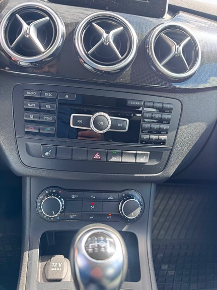 Mercedes-Benz B180 20 of 21