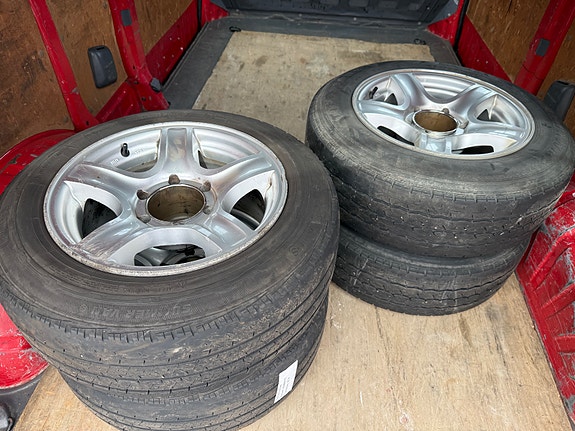 Toyota HiAce 20 of 26