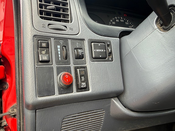 Toyota HiAce 15 of 26
