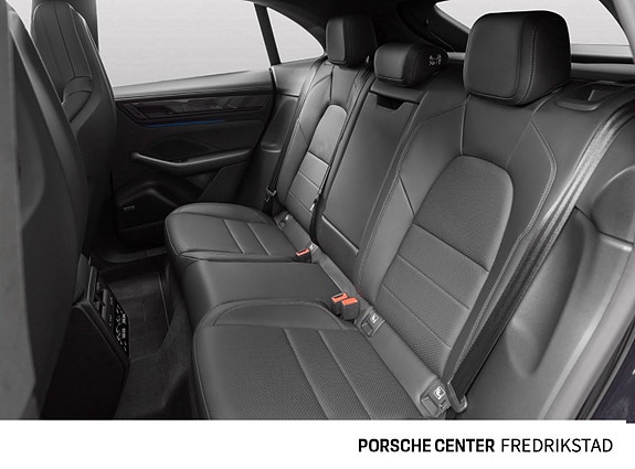 Porsche Macan 16 of 30