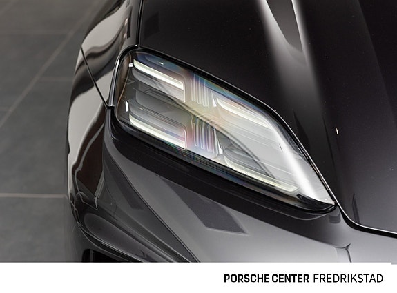 Porsche Macan 18 of 30