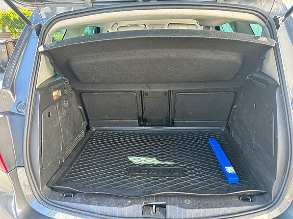 Opel Meriva 10 of 13