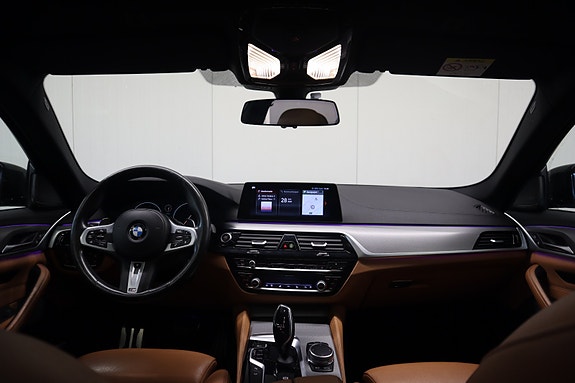 BMW 530e 17 of 30