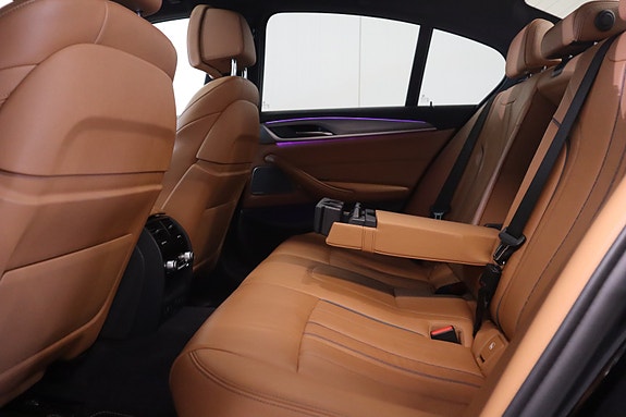 BMW 530e 15 of 30