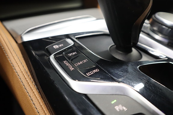 BMW 530e 27 of 30
