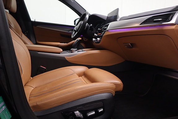 BMW 530e 12 of 30