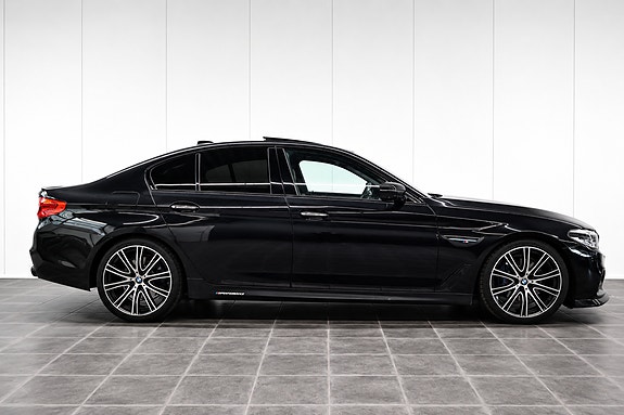 BMW 530e 5 of 30