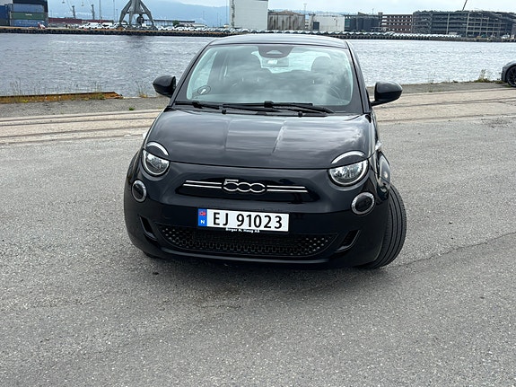 Fiat 500e 2 of 5